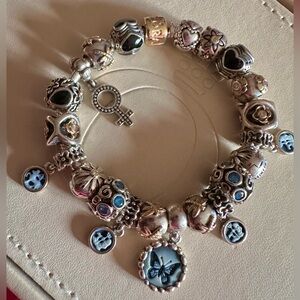 ❌SOLD❌ RARE‼️Pandora VENUS Charm 925 ALE Stamped Released 2010-2011❌SOLD❌